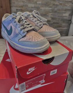 Nike Dunks
