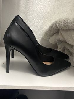 Black Pump Heels Size 8 