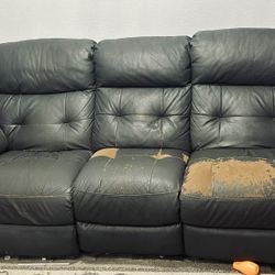 Free Couch 