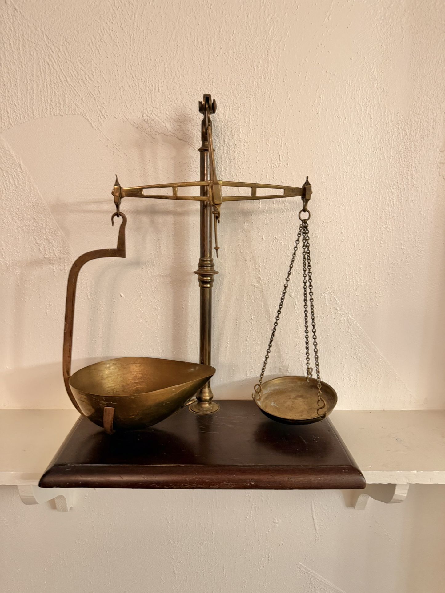 Big Scales Of Justice Decor