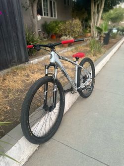 C100