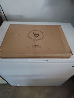 Brand new in box never opened deer run treadmill foldable mat
