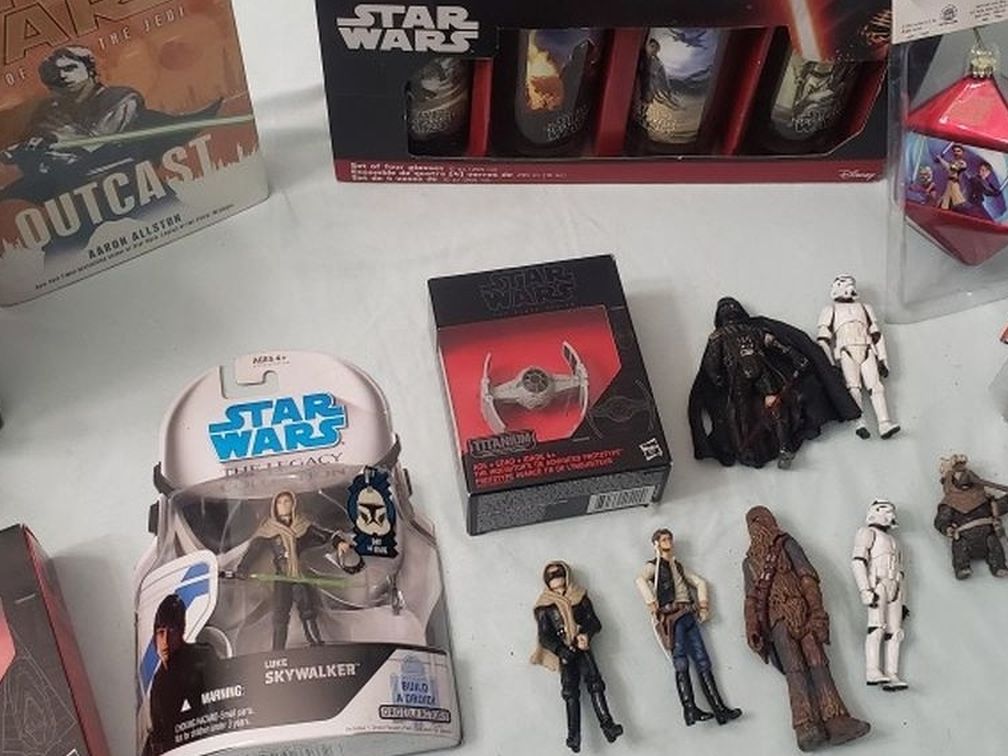 Star Wars Collectables Books Figures Ornaments