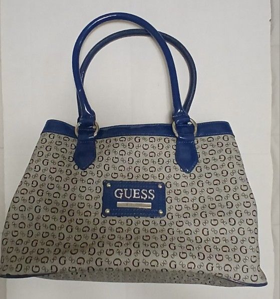 GUESS Logo Monogram Purse Pre-loved