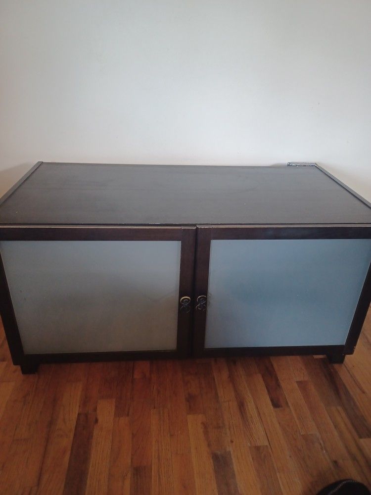 TV Stand FREE