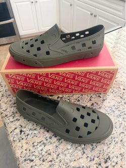 Vans - Trek Slip-On
