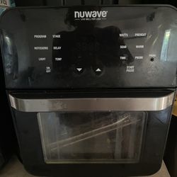 NUWAVE BRIO 14QT DIGITAL AIR FRYER OVEN WITH TEMPERATURE 