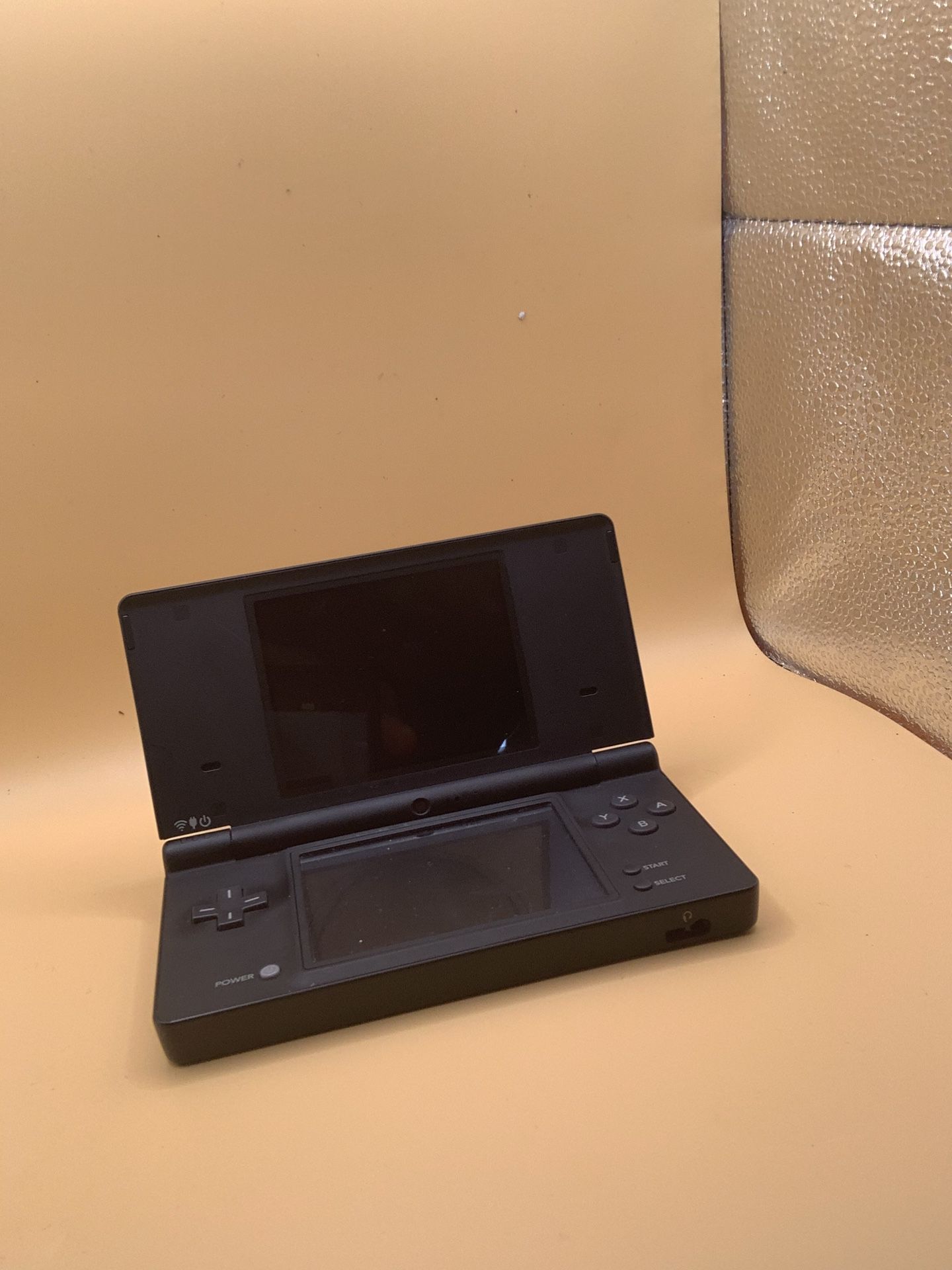Black Dsi 
