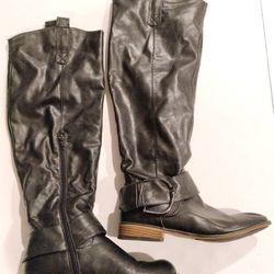 Size 9 Knee High Black Boots