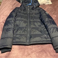 Tommy Hilfiger puffer size medium