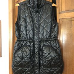 Women’s Black Quilted Zip Vest