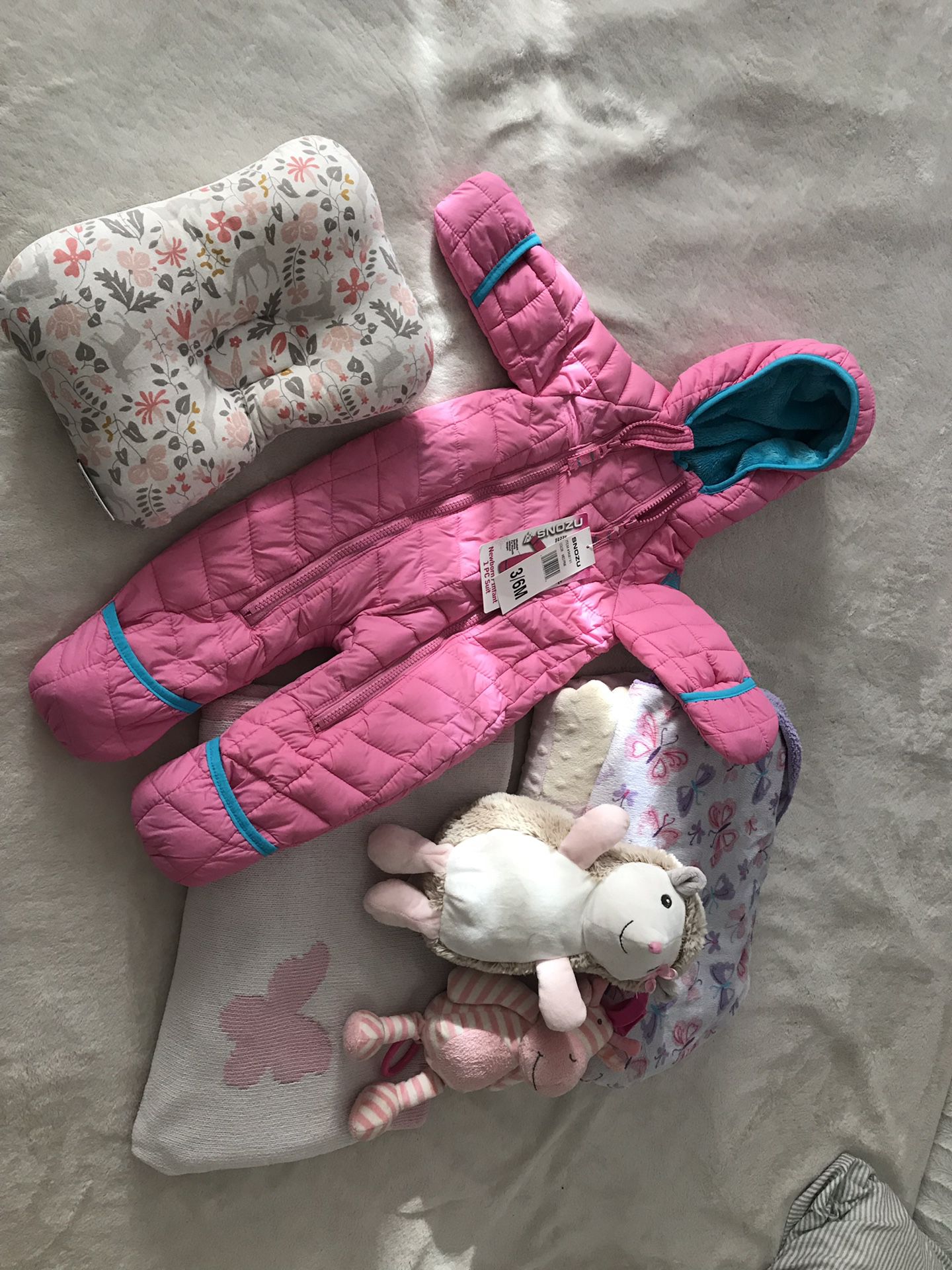 New baby suit, pillow, 1 year baby frame.