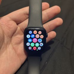 Apple Watch 2nd Gen SE 40mm