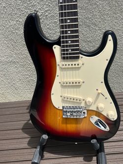 Sawtooth Strat Style Electric Guitar Sunburst