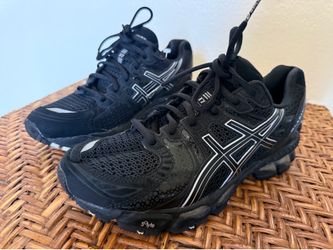 New ASICS Gel Kayano 17 Black Onyx Size 8.5 - NWT no box.