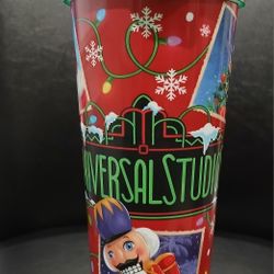 Universal Studios 2021 Christmas Coca Cola Freestyle Souvenir. Refillable Cup.
