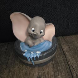 Vintage 1995 Dumbo Bath Porcelain figure Walt Disney Collection