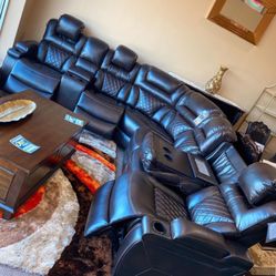 Power Reclining Sectional