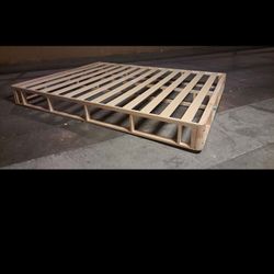 Zinus Queen Size  8" High. Low  Profile All Wood Bed Frame. 