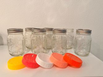 Mason Jars with extra 5 plastic lids