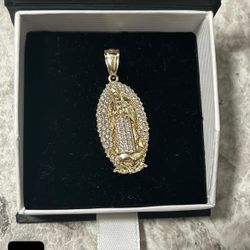 10k Gold Virgin Marry