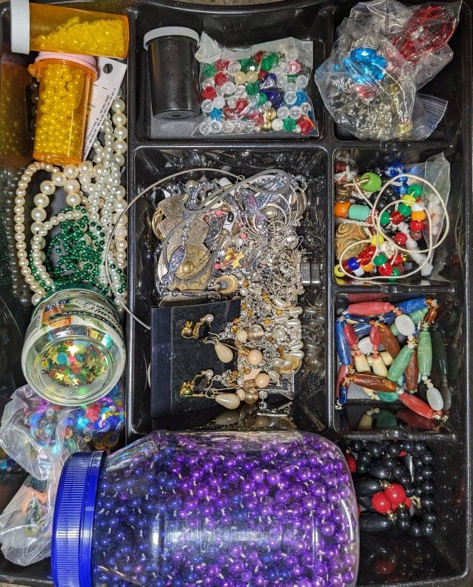 Arts And Crafts Supplies Beads Buttons Fabric
