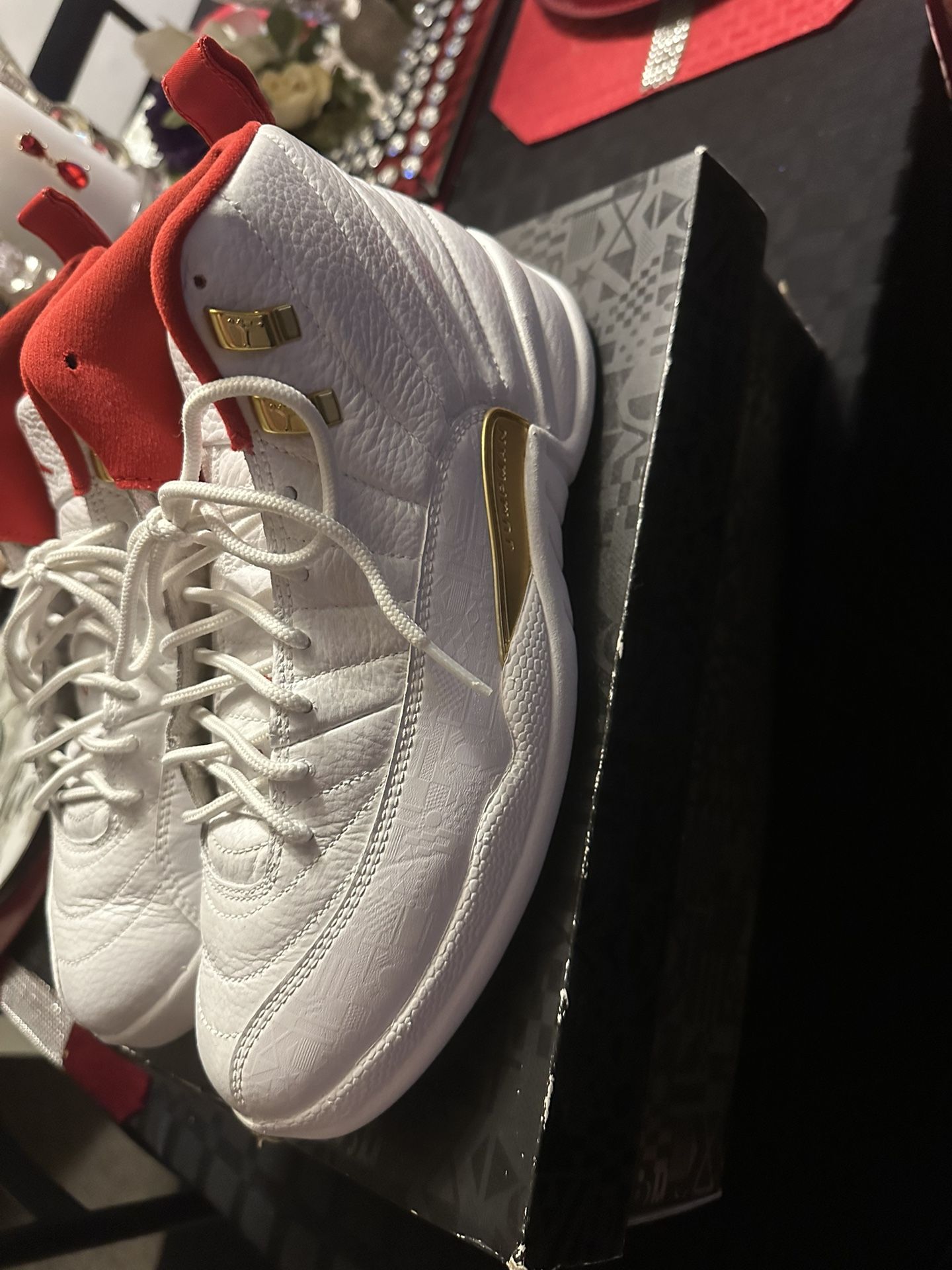Jordan 12 “fiba” Size 8