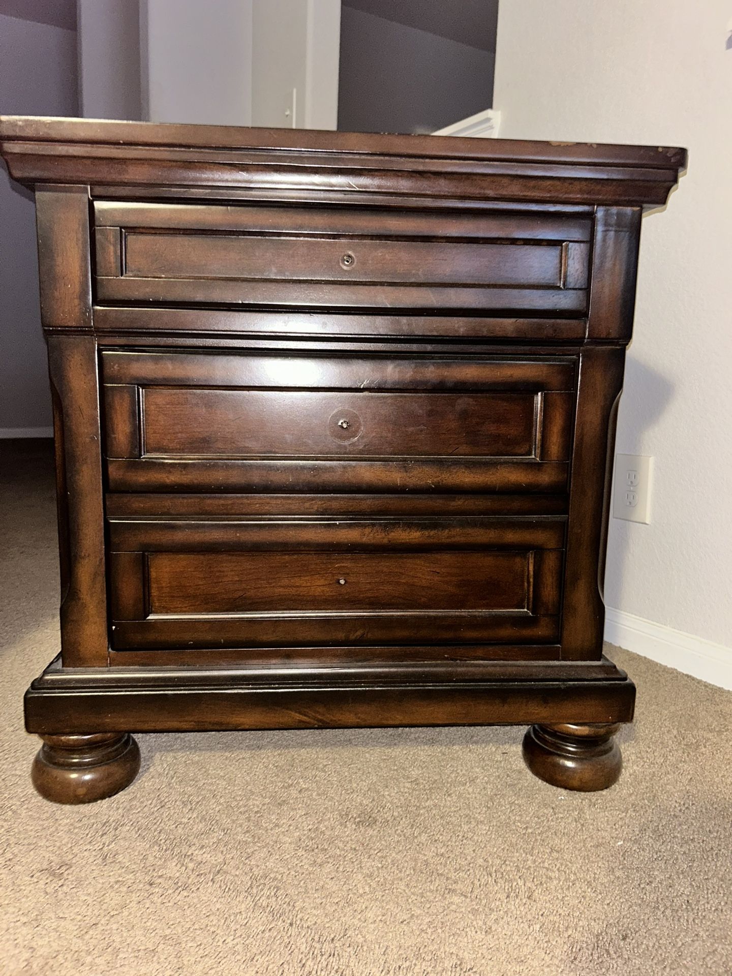 Dresser