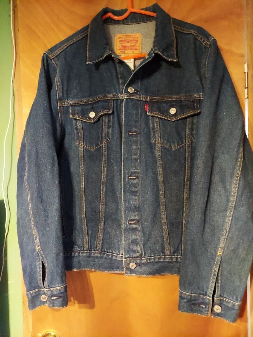 Levi's Demin Jackets Size Xl and Size Medium $35.00 each