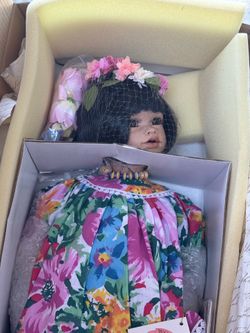 Mucheca de porcelana