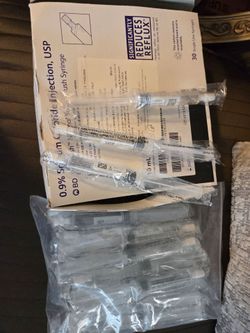 Gratis. Normal saline Flush Syringe