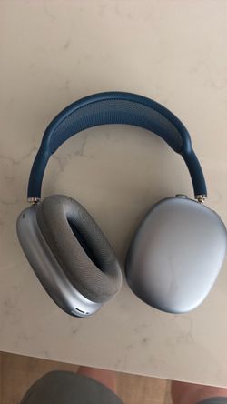 Apple AirPods Max Headphones – Sky Blue