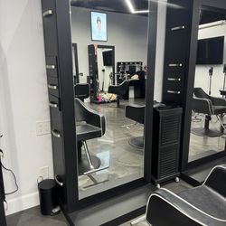 9 Salon Stations Available