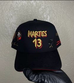 JC hats Canelo