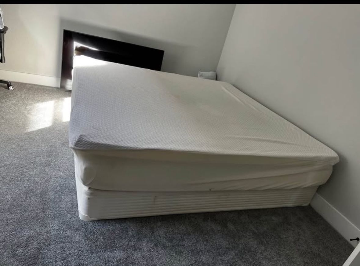 Tempur-Pedic King Size Mattress