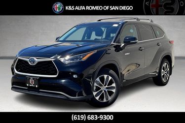 2021 Toyota Highlander Toyota Safety Sense 2.5 Blind Spot Moni