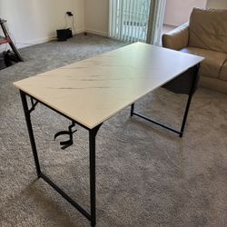 Office Table And Chair 