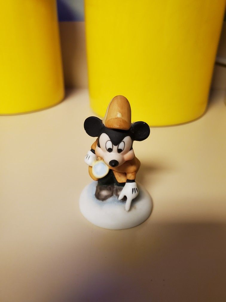1987 Disney Collection Sherlock Mickey Mouse Figurine