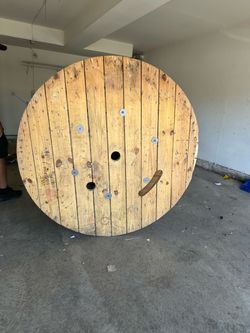 Big spool table free on curb
