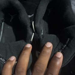 Air Jordan Sneakers – Damaged Interior