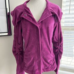 Women’s velour, zip up jacket, fuchsia, pink size large