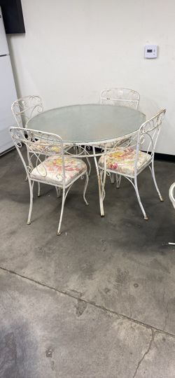 Wrought Iron Patio Table and 4 Chairs