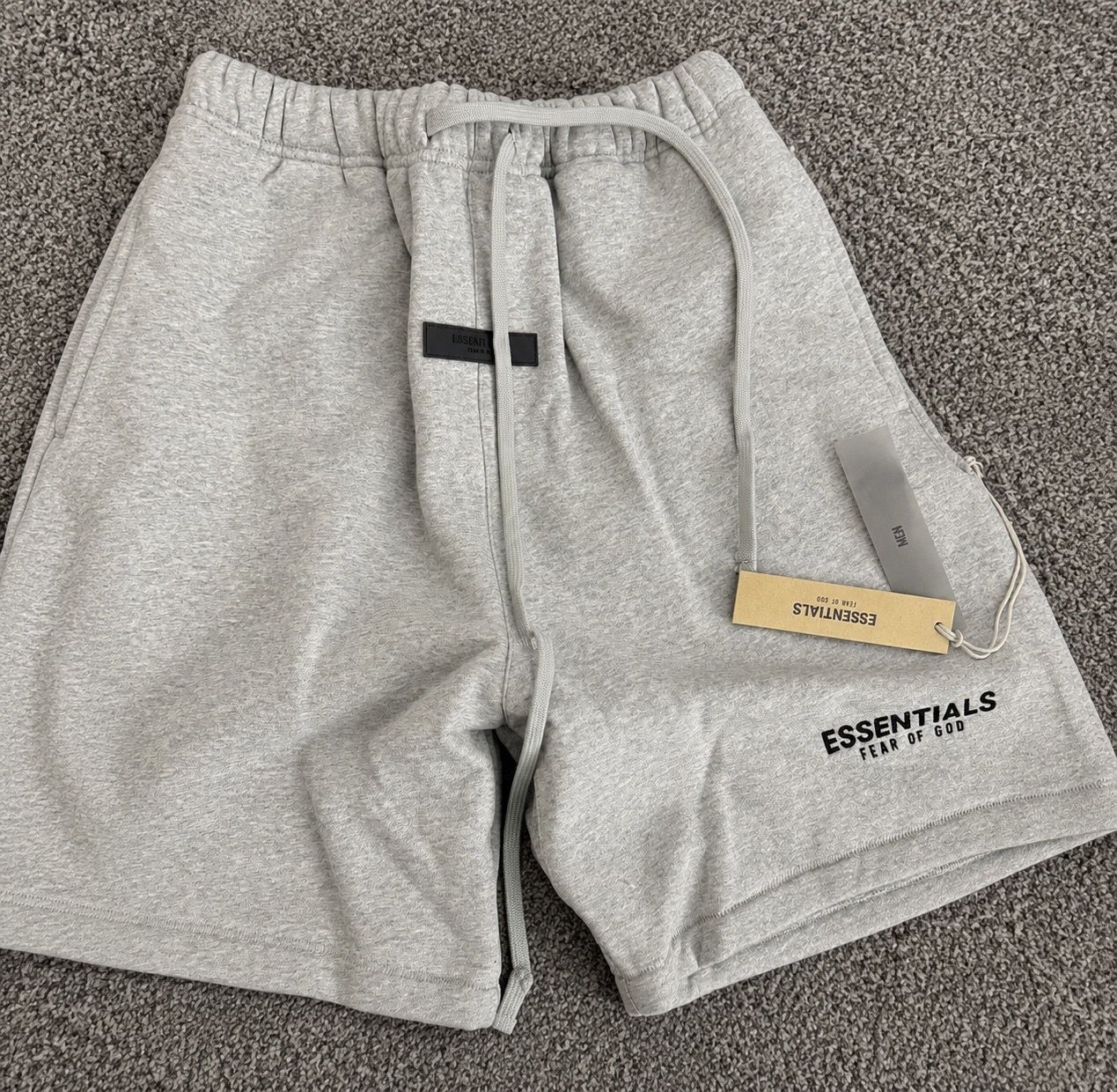 Dark grey essential shorts