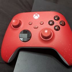 Xbox One X & Red Controller 