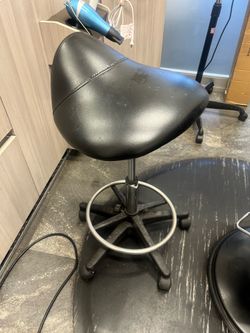 Hair Cutting Stool