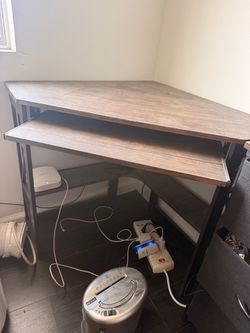 Corner Desk