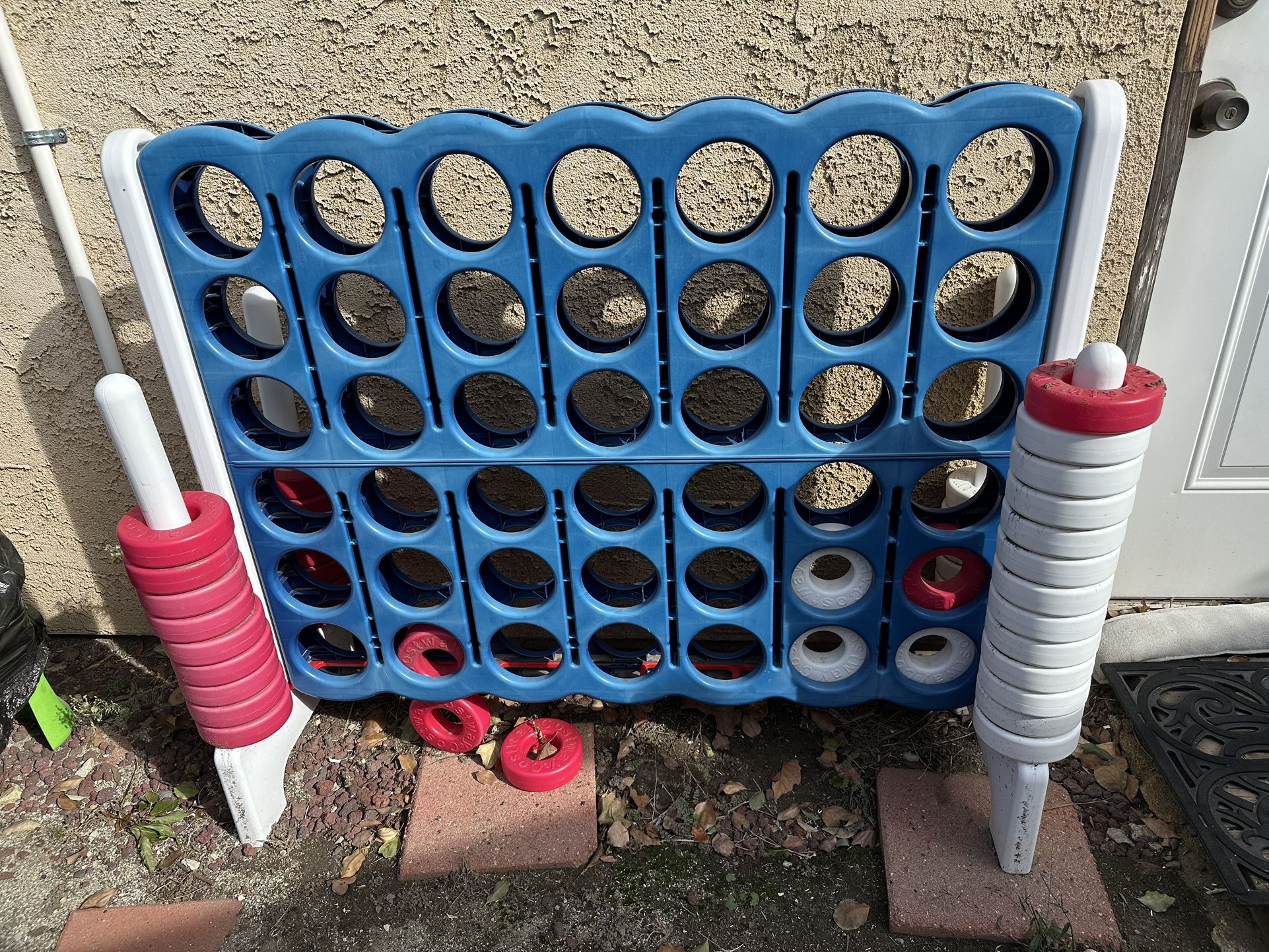 Giant Connect 4 Game 