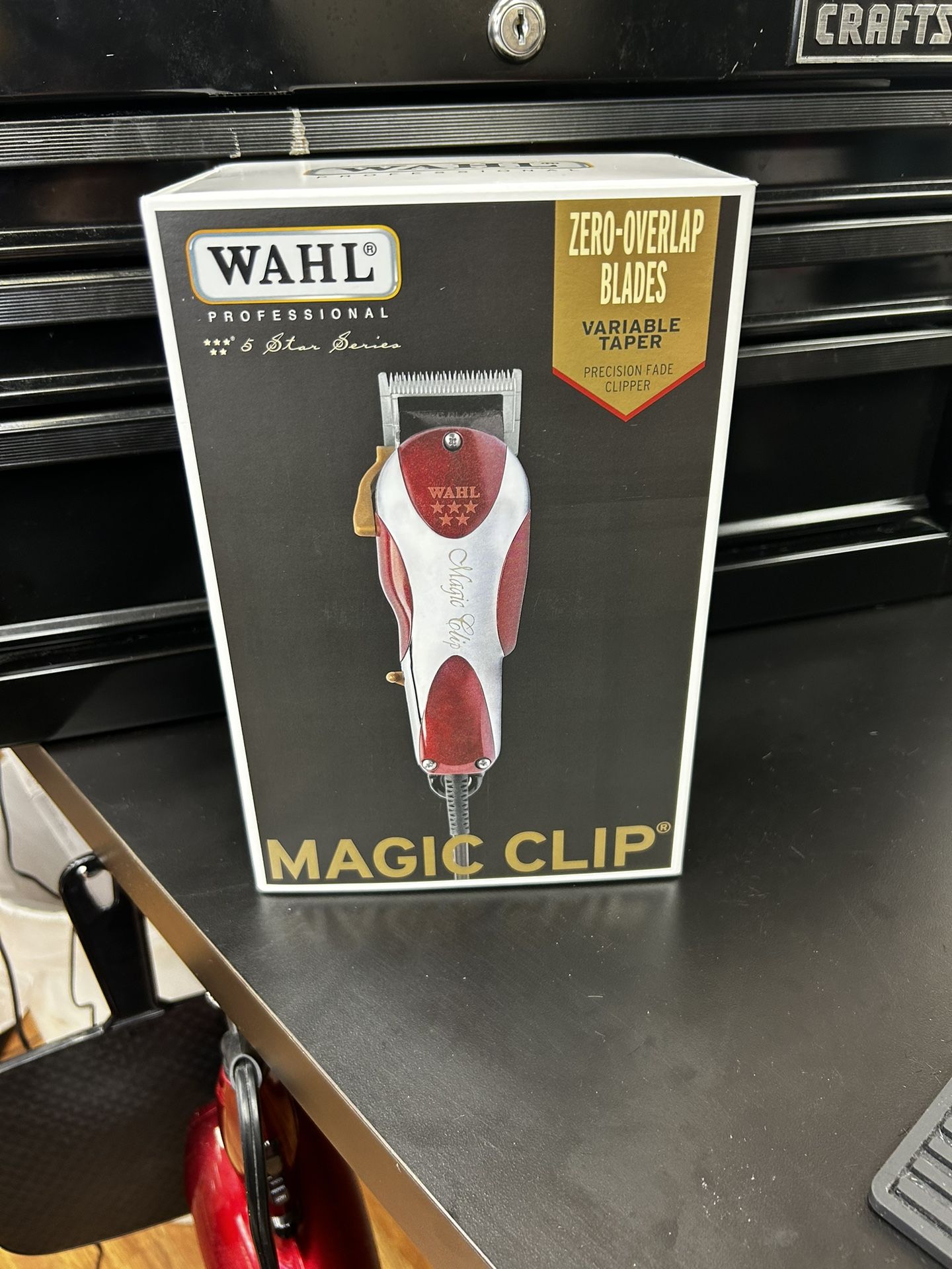 Whal Magic Clips