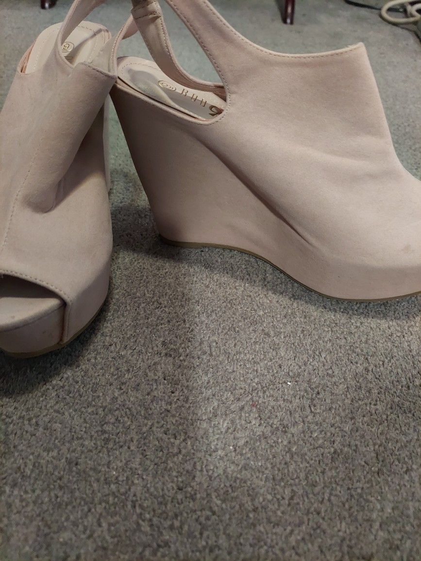 Wedge heel suede Sandals