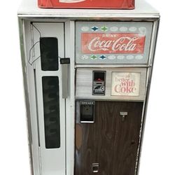 Cavalier CSS-8-64 Coke Machine With Coke Bottles